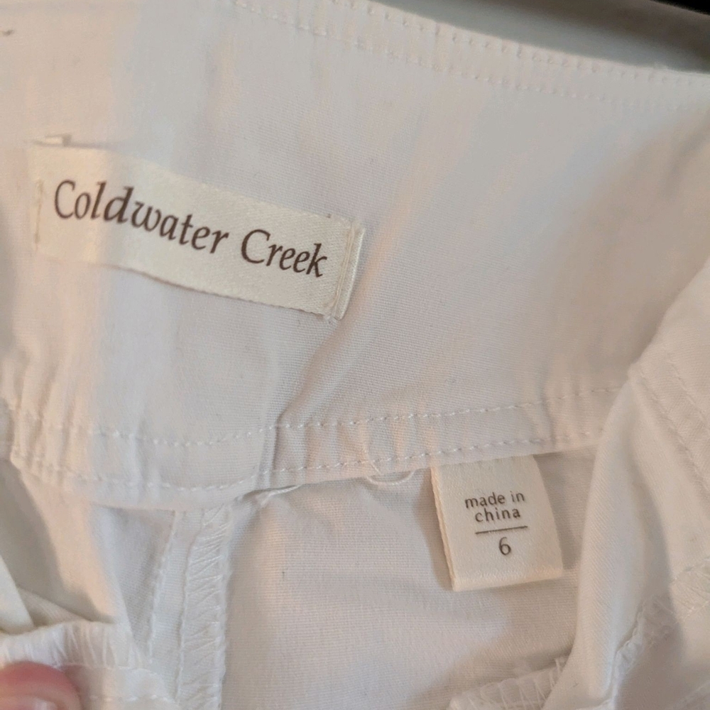 NWT Coldwater Creek White Capri Pants Embroidered Women Sz 6 Stretch Crop Cargo - Picture 3 of 13